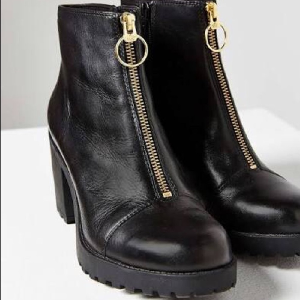 Vagabond Grace Front Zip Ankle Boot Sz 7